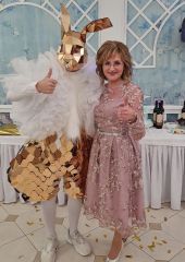 Татьяна в платье "Семейное торжество"