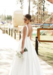 Алина в платье "Эви" бренда Lady Lusso