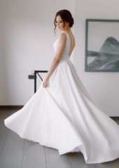 Анюта в платье "Эви" бренда Lady Lusso