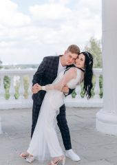 Мария в комбинезоне от Promessa