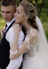 Александра в платье Fler бренда Promessa