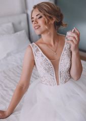 Алёна в платье "Риза" от Kira Nova